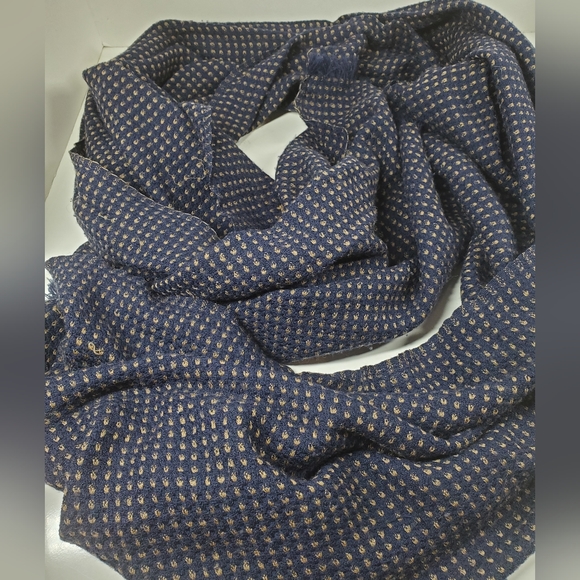 Mens Navy Wide Scarf - Picture 3 of 7